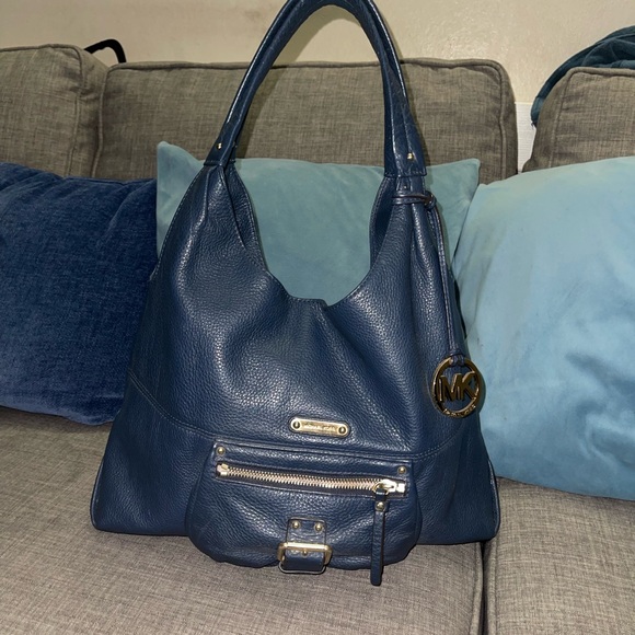 Michael Kors Handbags - Michael Kors Navy Leather Hobo Bag